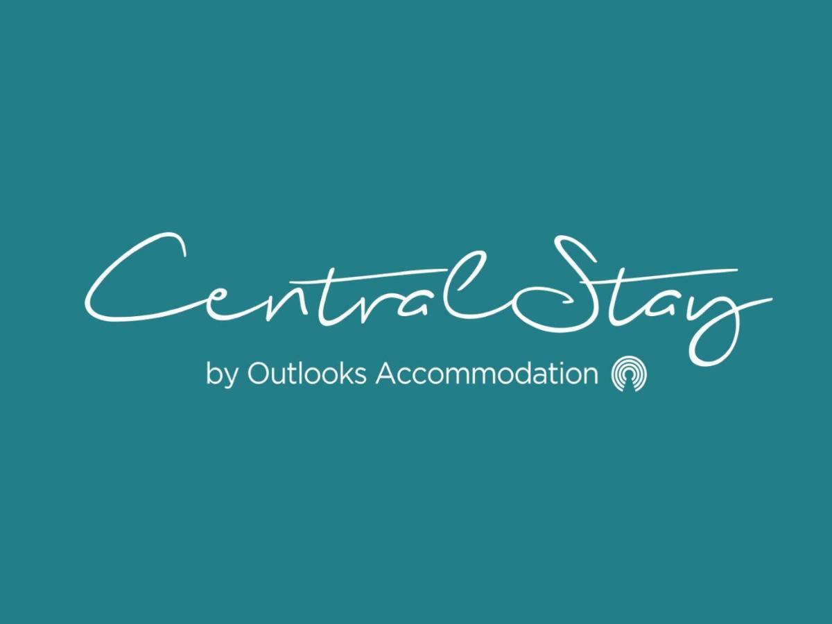 Wrexham Central Stay - Apartment Six ภายนอก รูปภาพ